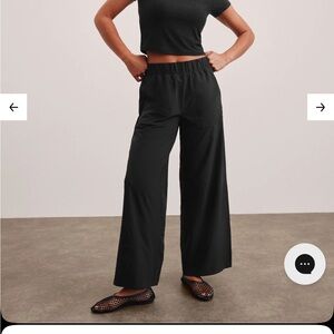 Beyond Yoga Easy Wide Leg Pant 29"